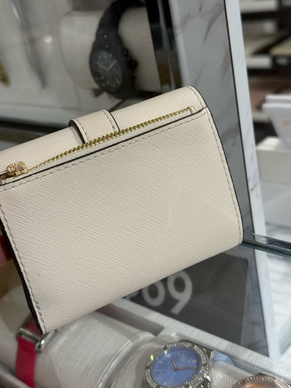 Michael kors Greenwich Medium Printed Tri-Fold Wallet - Picture 3 of 8